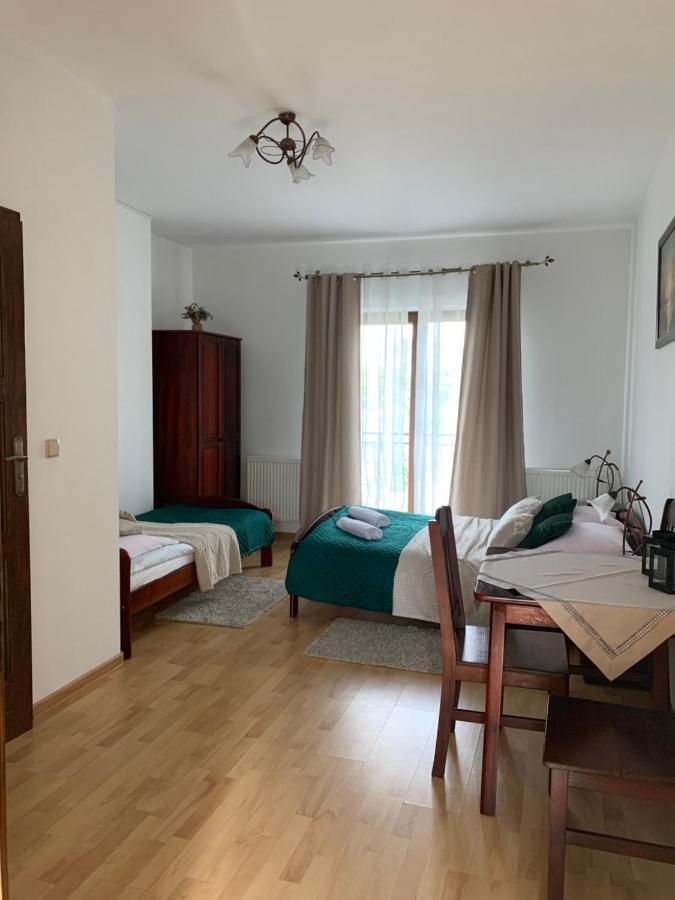 Pokoje Goscinne U Wioli Zakopane Ngoại thất bức ảnh